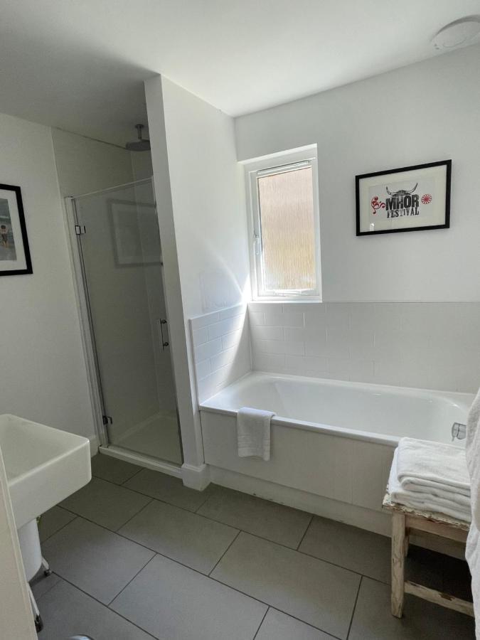 Mhor 84 Hotell Kingshouse Eksteriør bilde