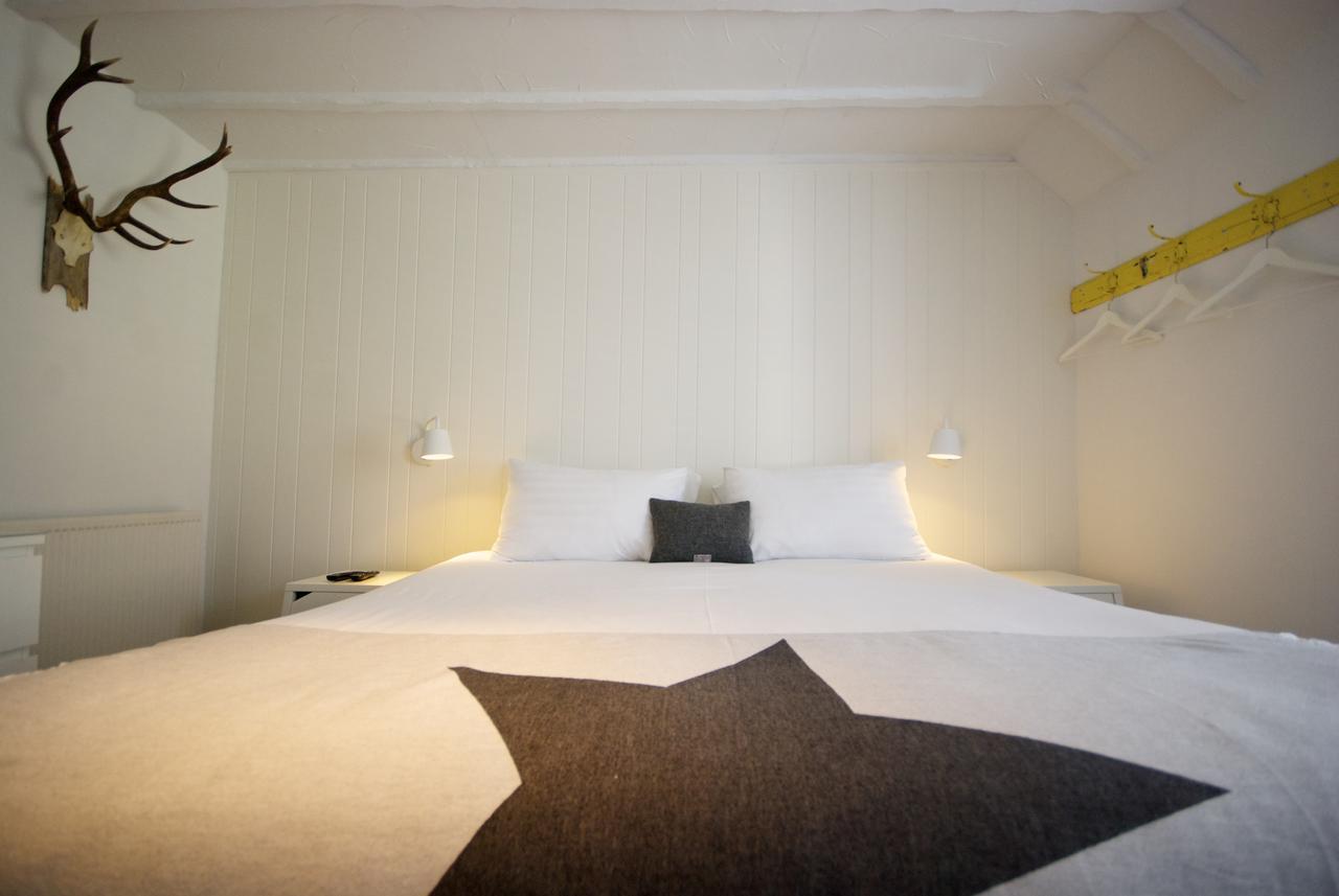 Mhor 84 Hotell Kingshouse Eksteriør bilde